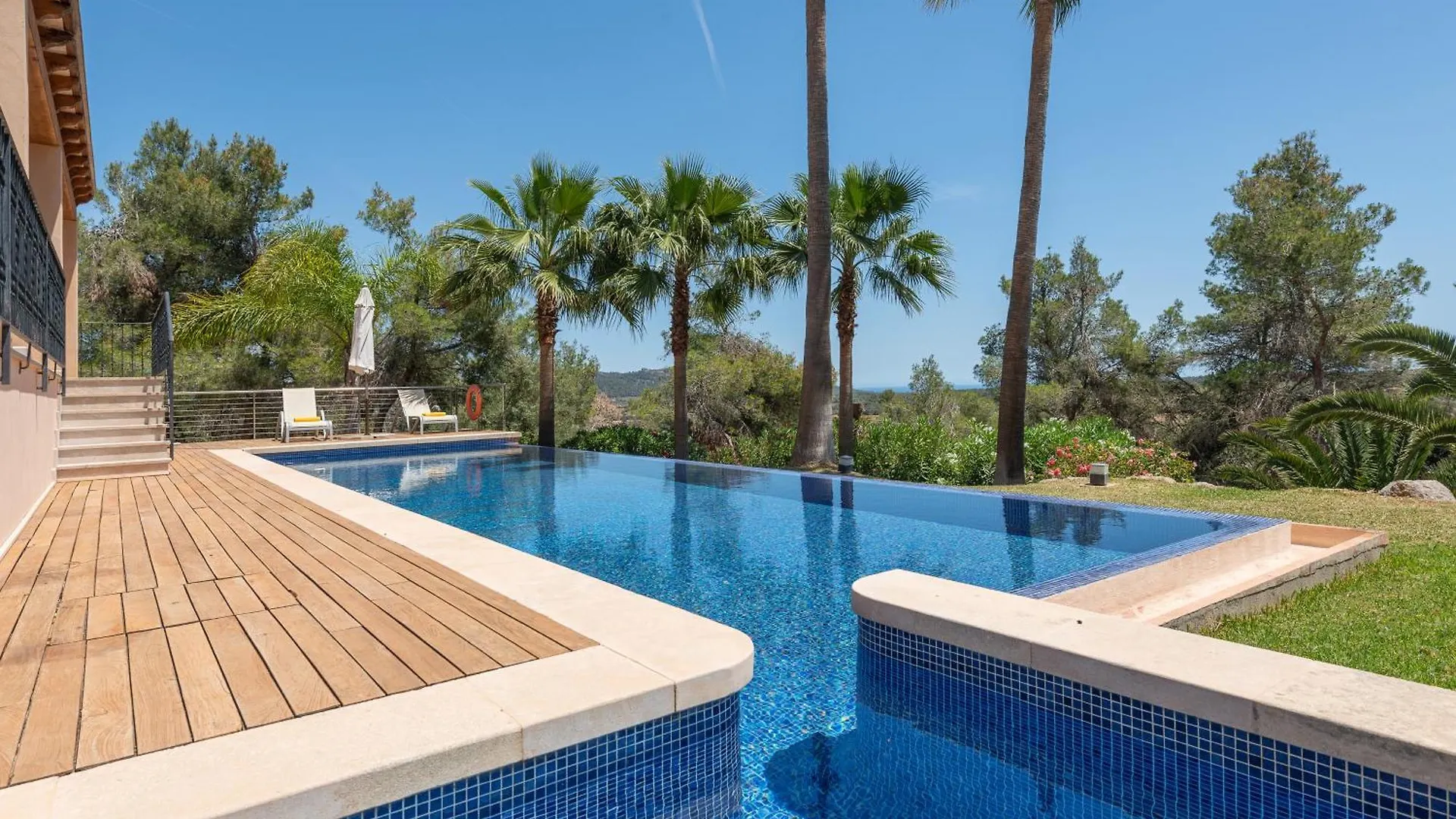 别墅 Finca Es Foners En Felanitx Con Piscina Y Jacuzzis En Suite
